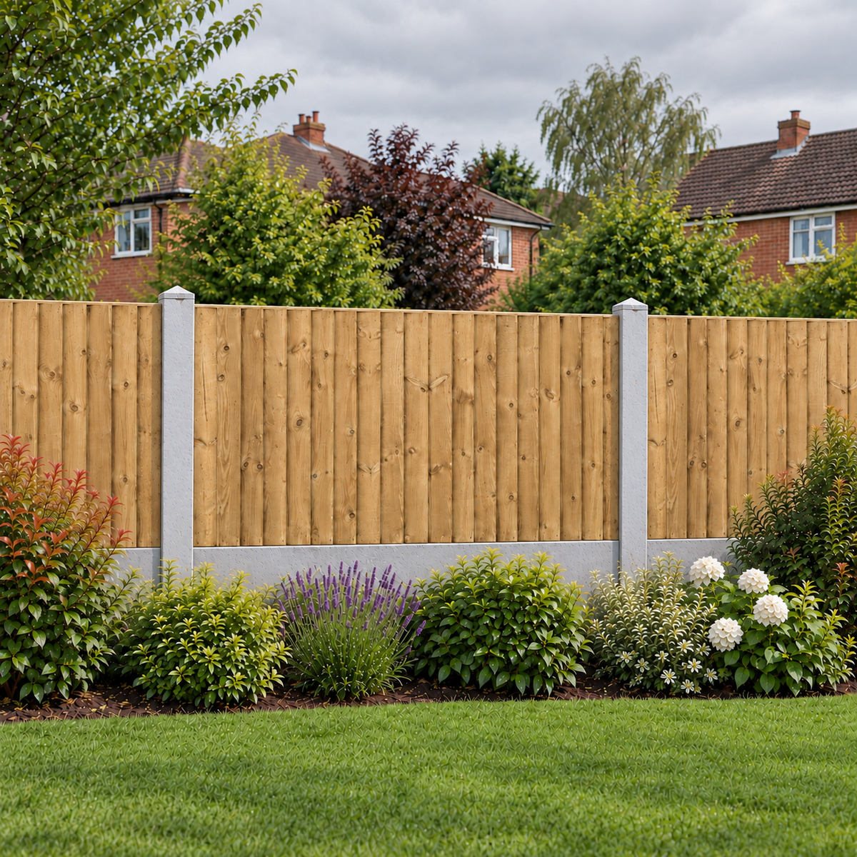 Feather Edge Panel 6ft x 3ft – overcast garden view